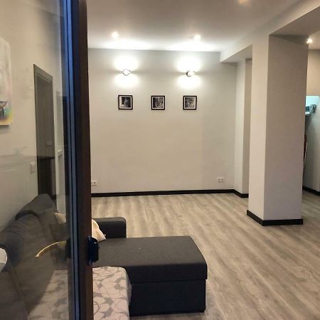 Grand Apartment 2 Chernihiv Exterior foto
