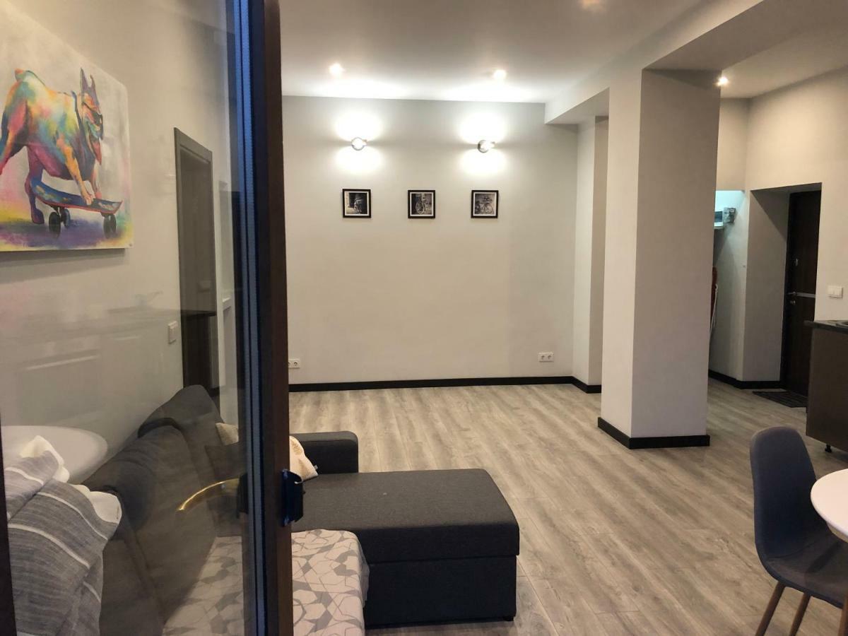 Grand Apartment 2 Chernihiv Exterior foto